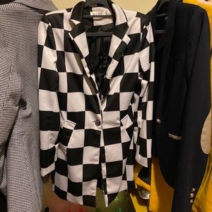 Two blazer one prisbmfgsgsgnsnfACS